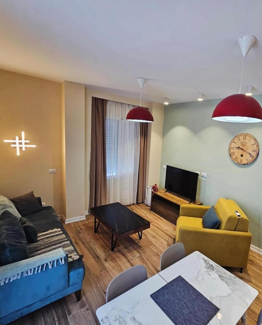 Klaudia Apartments Himarë Dış mekan fotoğraf